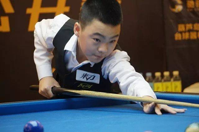 推上了舆论 推上了舆论