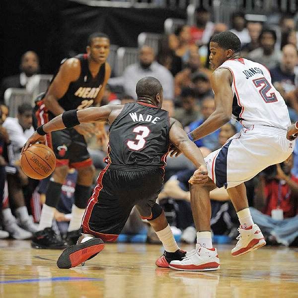 中更加自信 中更加自信